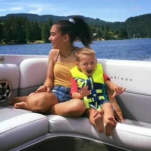 Meet your Posher, Amanda